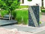 Stele mit Basalt und Jura Stele